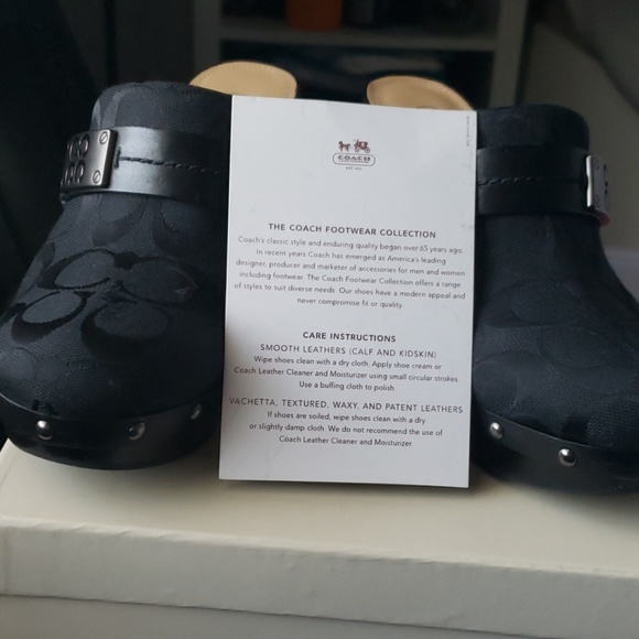 Coach Clogs - Picture 7 of 7
